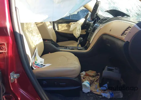 2011 Chevrolet Traverse Ltz z USA, uszkodzony, nr VIN 1GNKVLED1BJ147388